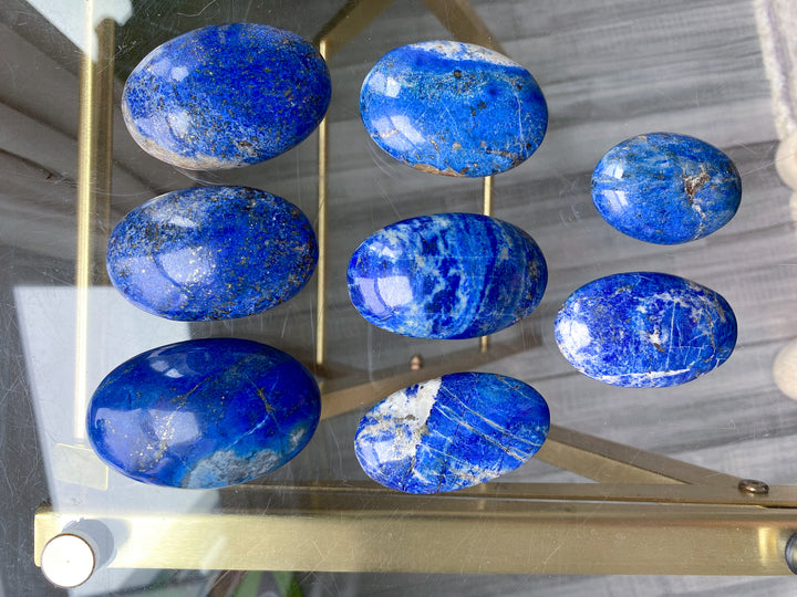 Good Quality Lapis Lazuli Palm Stone