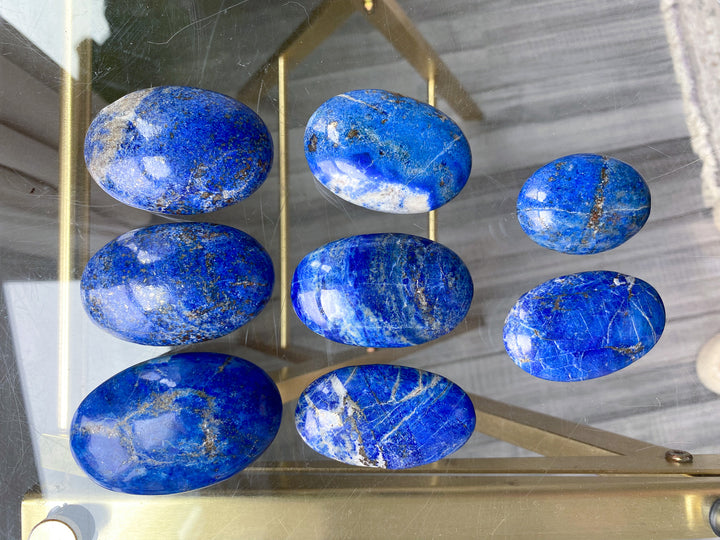 Good Quality Lapis Lazuli Palm Stone