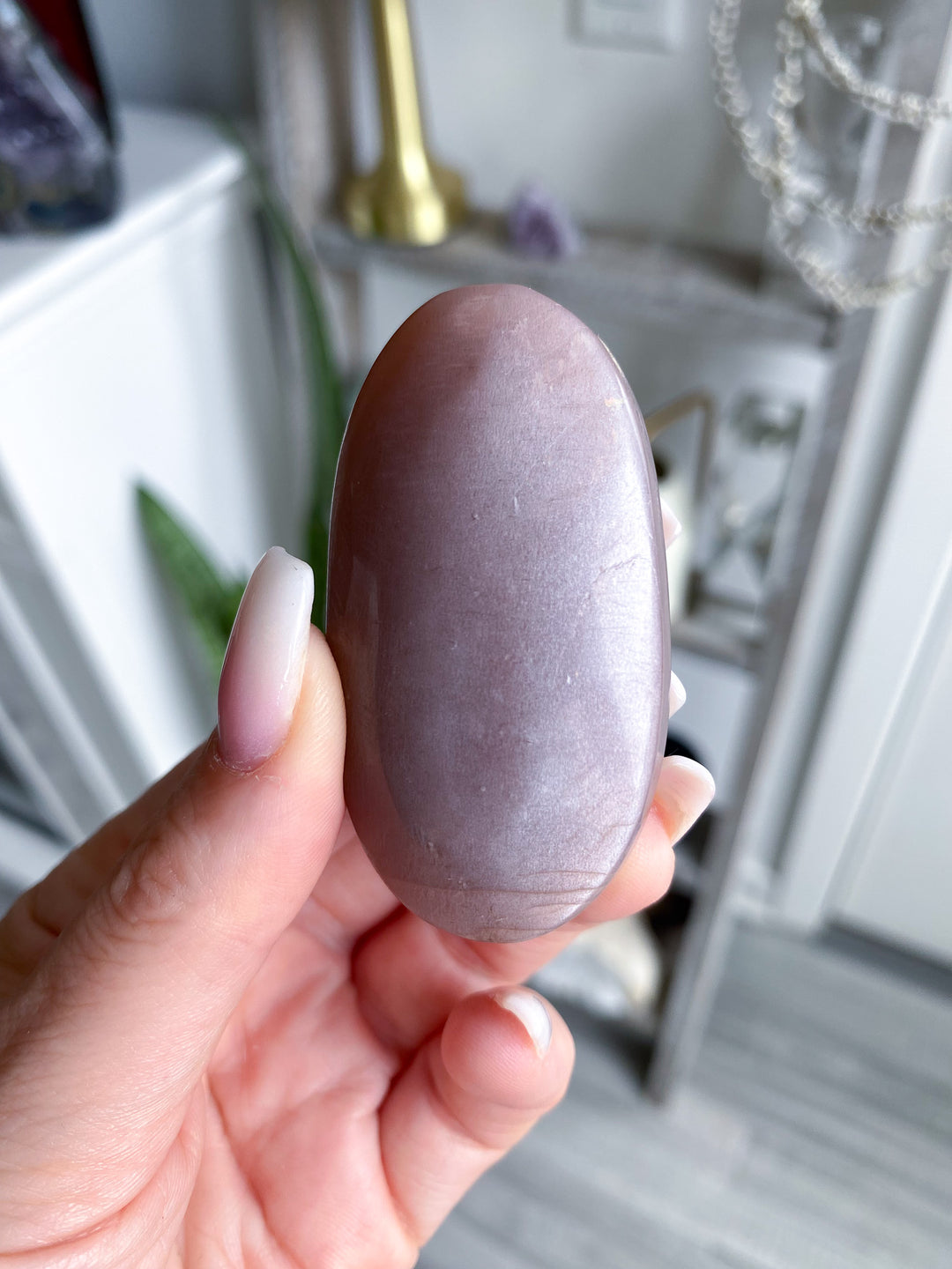 Flashy Peach Moonstone Palm 