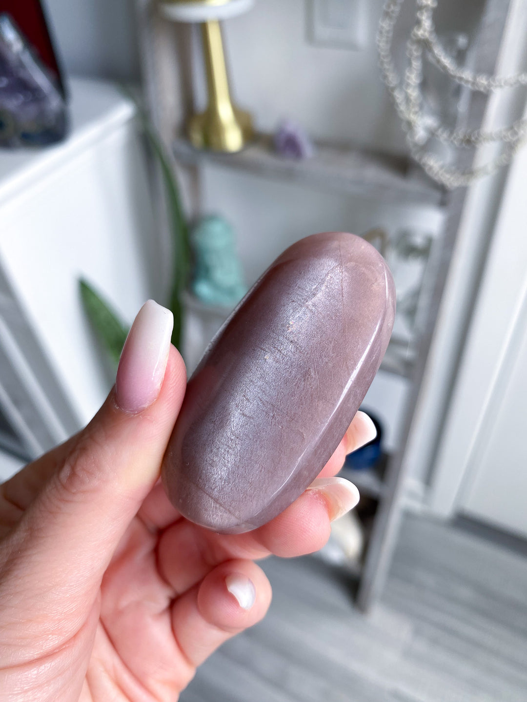 Flashy Peach Moonstone Palm 