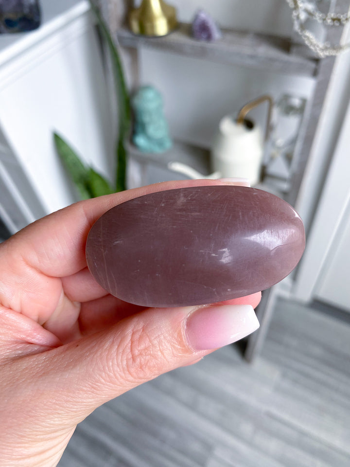 Flashy Peach Moonstone Palm 