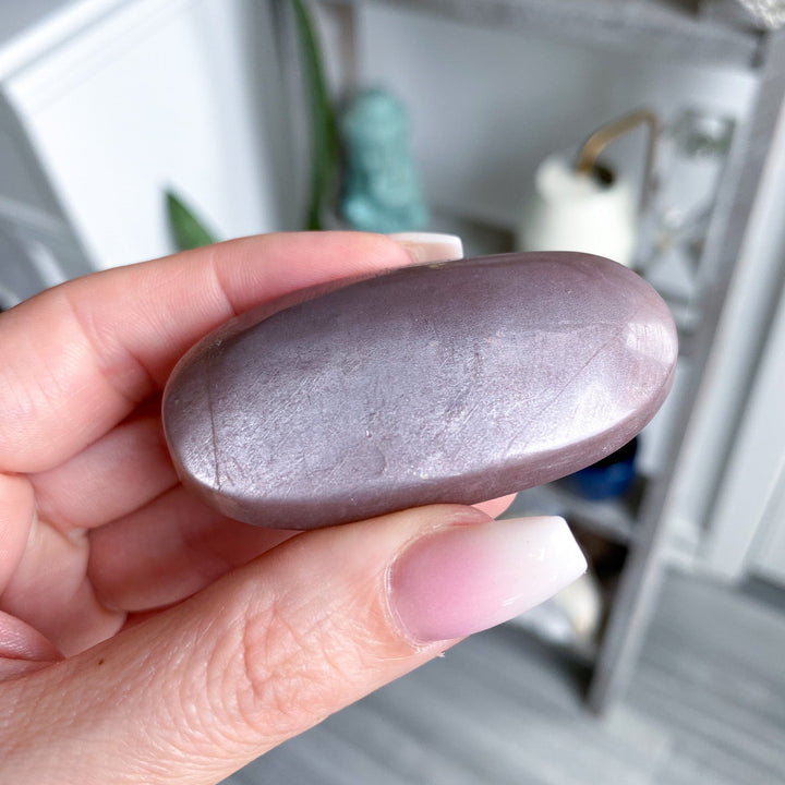 Flashy Peach Moonstone Palm 
