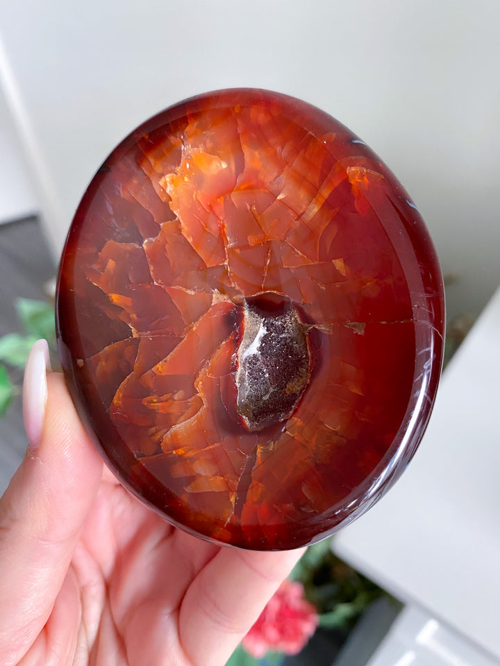 Small Carnelian Bowl w/ Druze