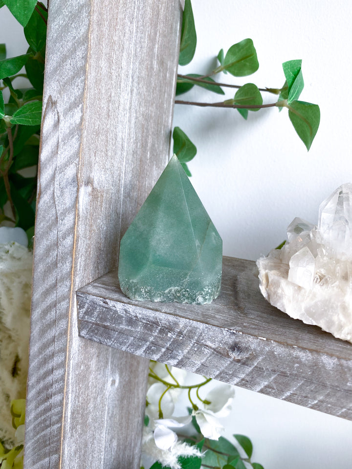 Apple Green Aventurine Top Polish Point