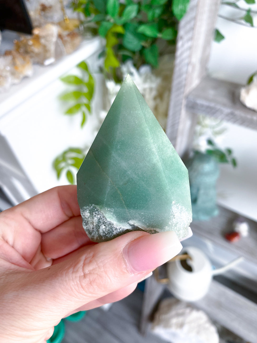 Apple Green Aventurine Top Polish Point
