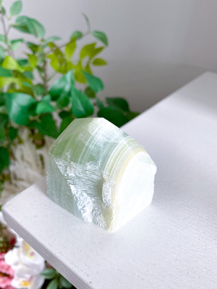 Green Calcite Top Polish Point 