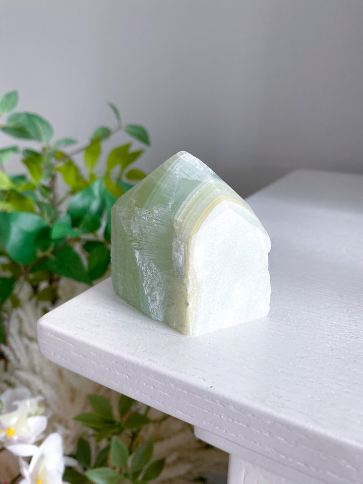 Green Calcite Top Polish Point 