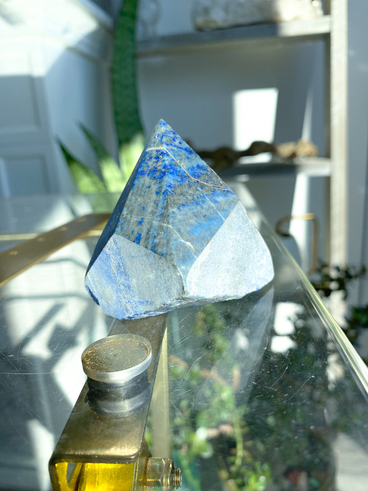 Lapis Lazuli Top Polish Point 