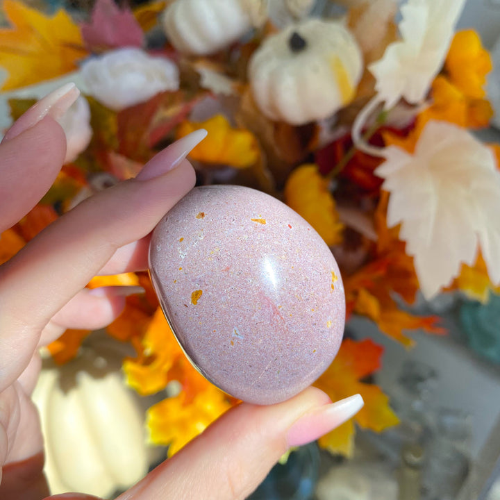 Lavender Ocean Jasper Pebble Palm 