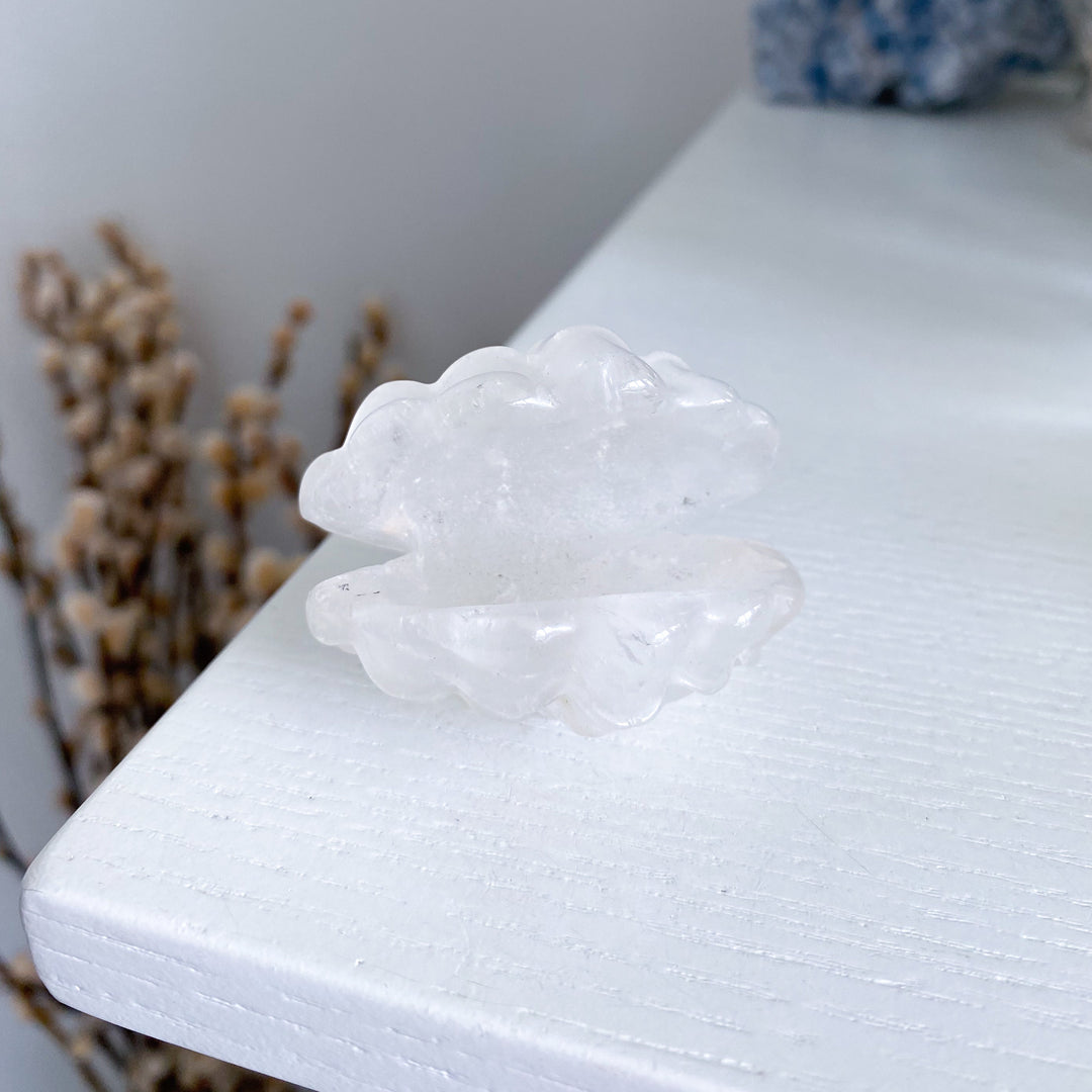 White Quartz Clam Shell #1