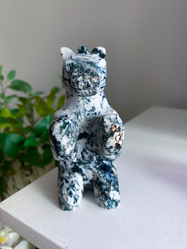 Large Inclusion Moss Agate Horse 