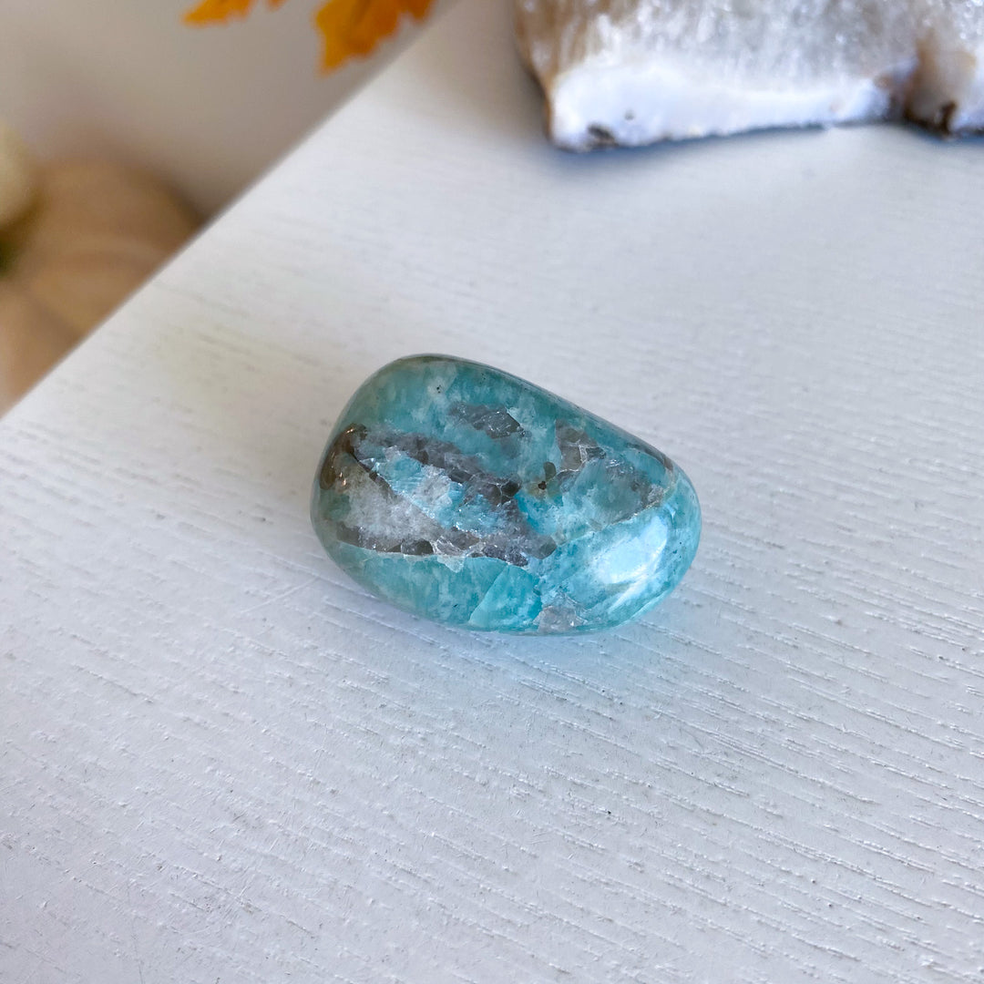 Smoky Quartz in Amazonite Pebble 