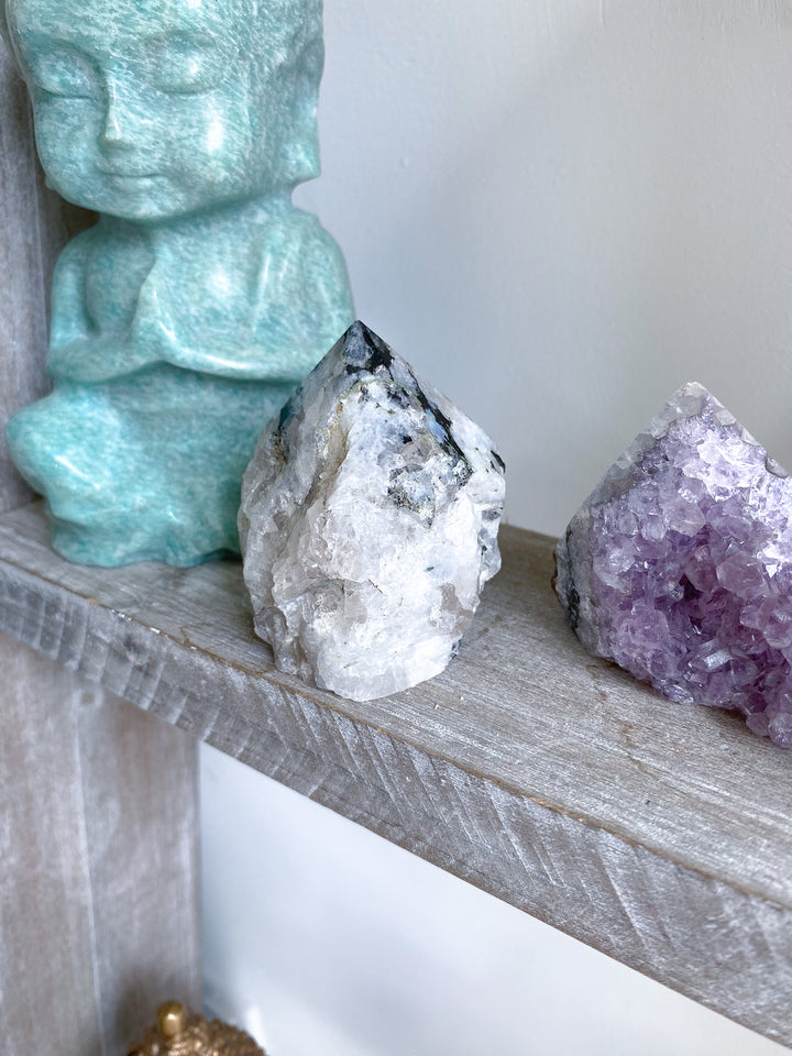 Large Rainbow Moonstone Top Polish 