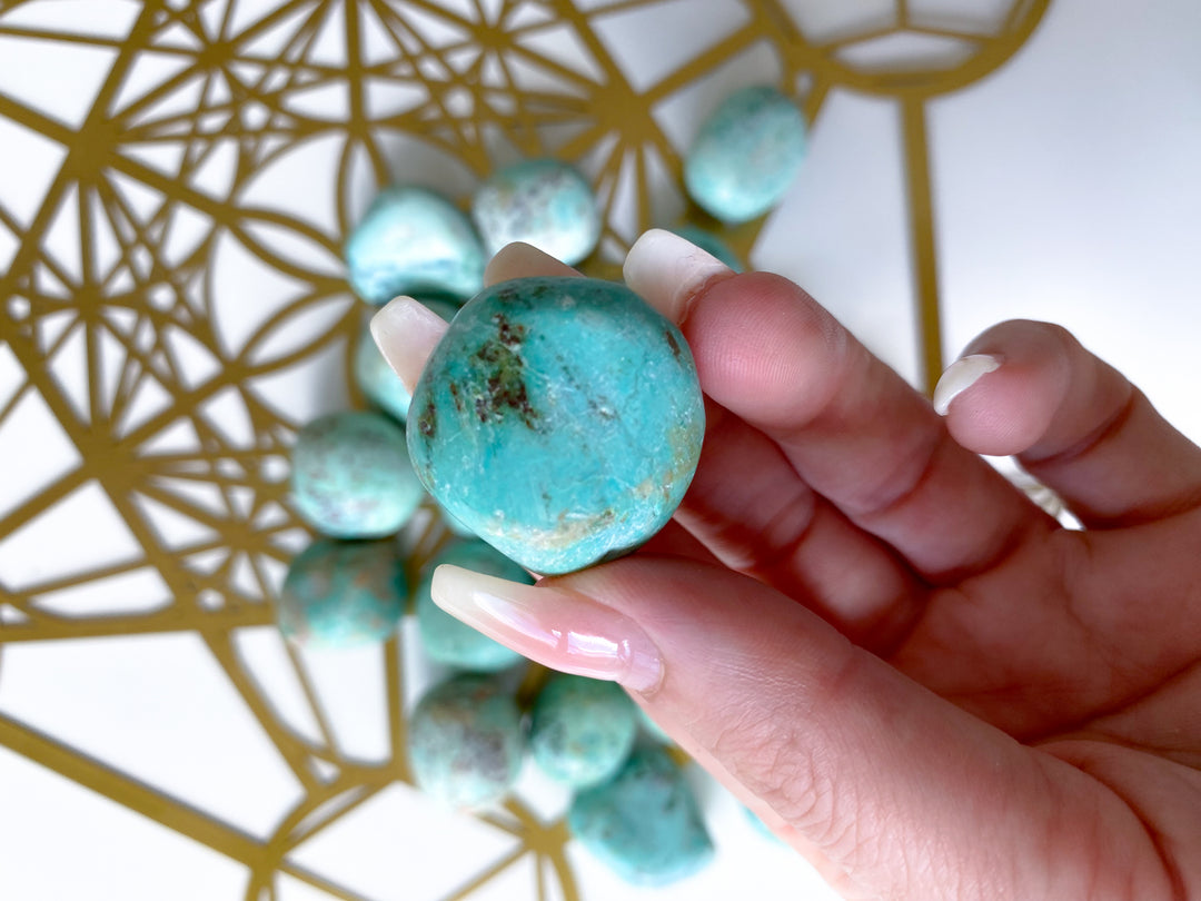 Peruvian Turquoise Pebble Stone