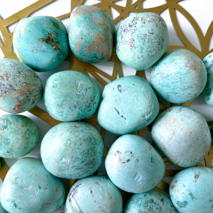 Peruvian Turquoise Pebble Stone