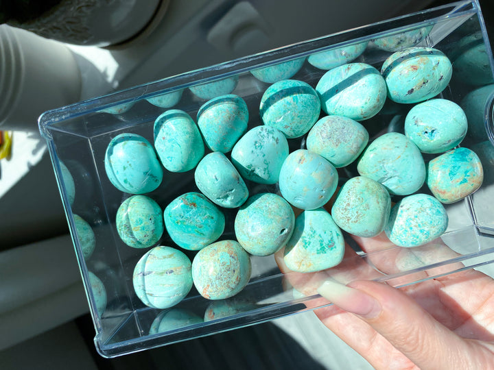 Peruvian Turquoise Pebble Stone