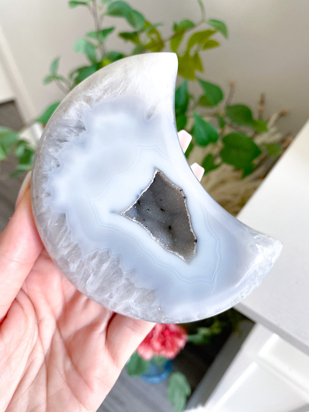 Gray Quartz Agate Moon 