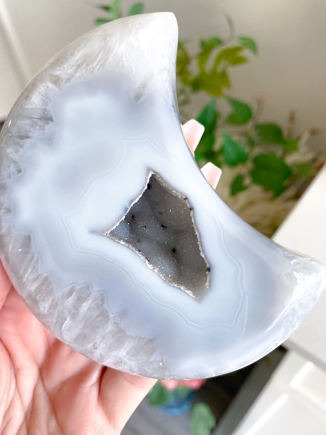 Gray Quartz Agate Moon 
