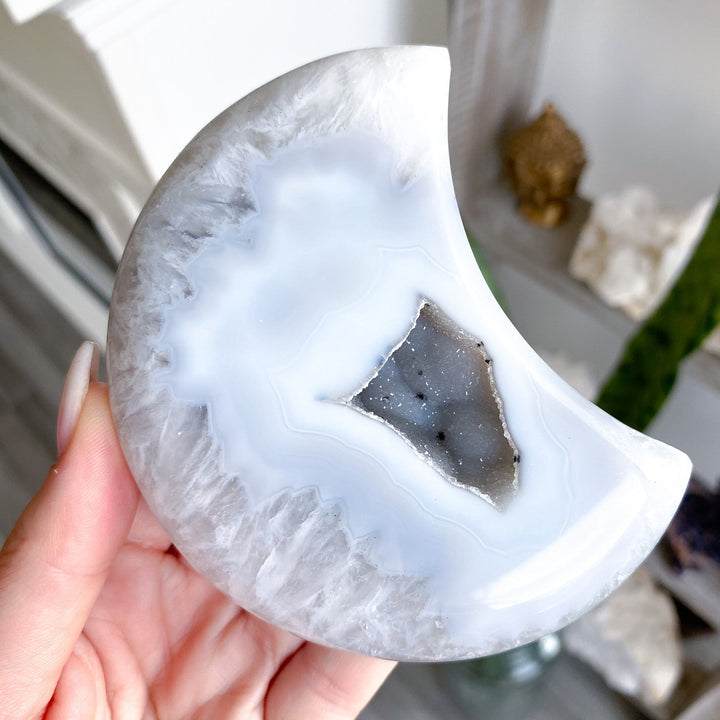 Gray Quartz Agate Moon 