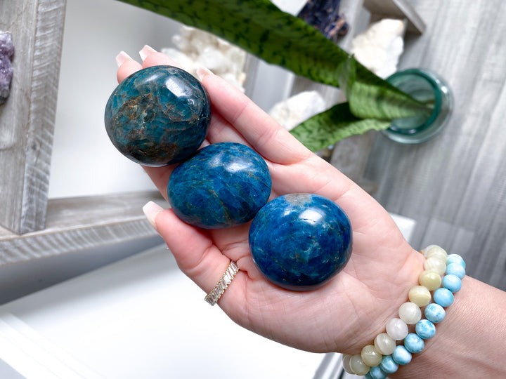 Blue Apatite Small Pebble Palm