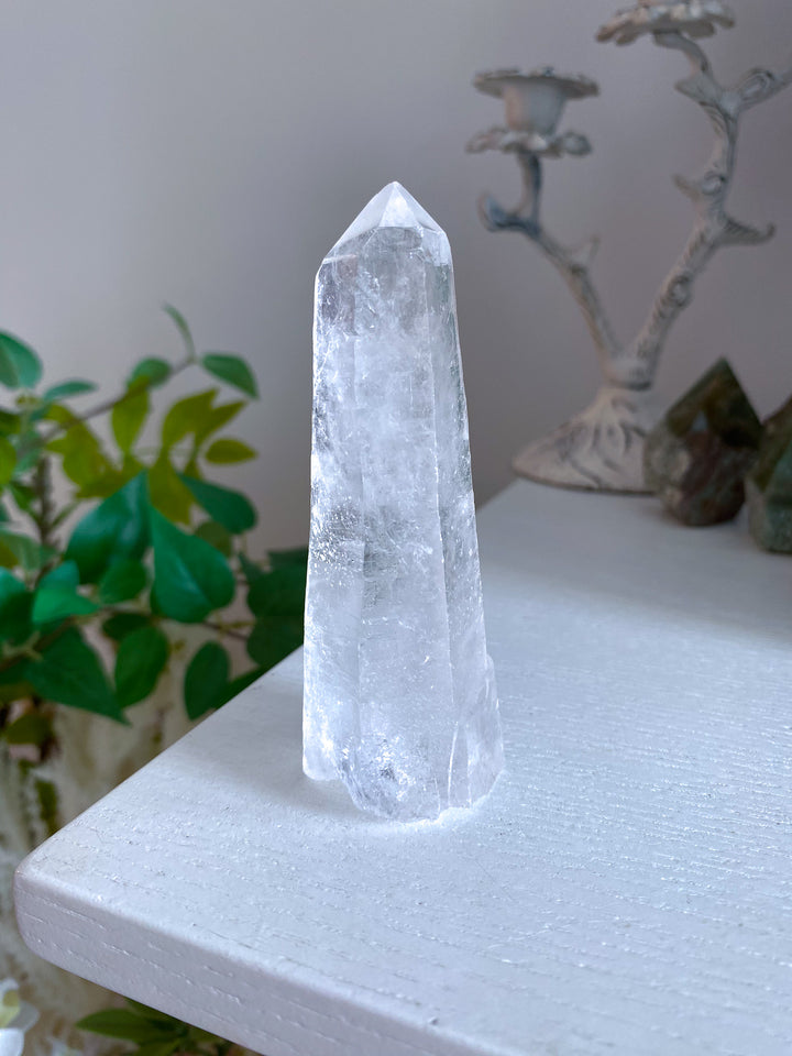 Standing Quartz Wand 
