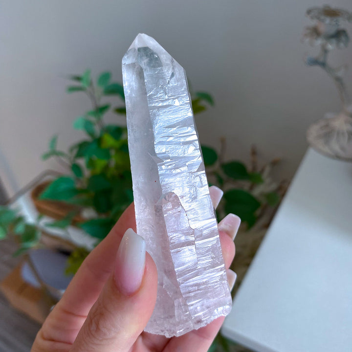 Standing Quartz Wand 