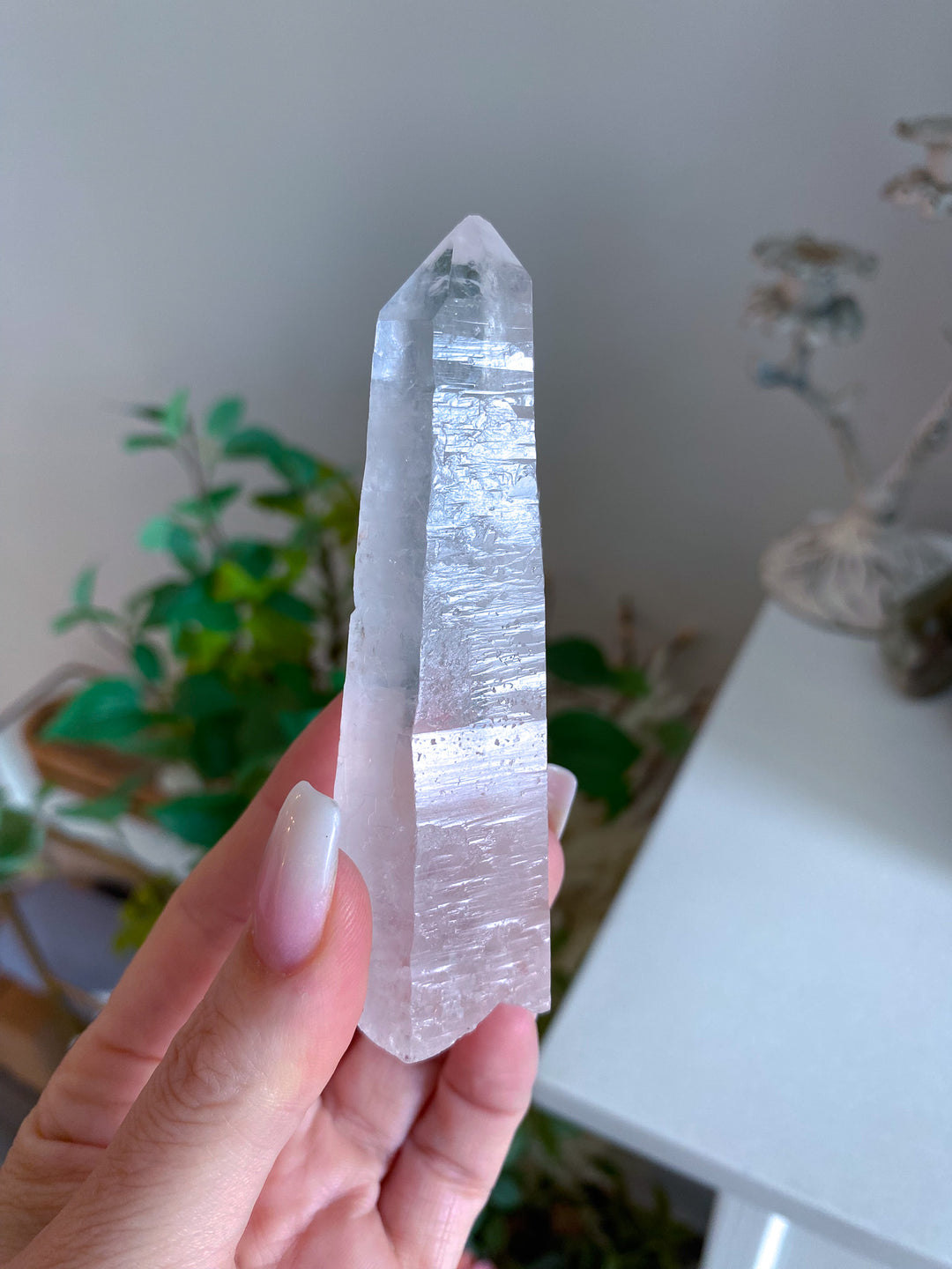 Standing Quartz Wand 