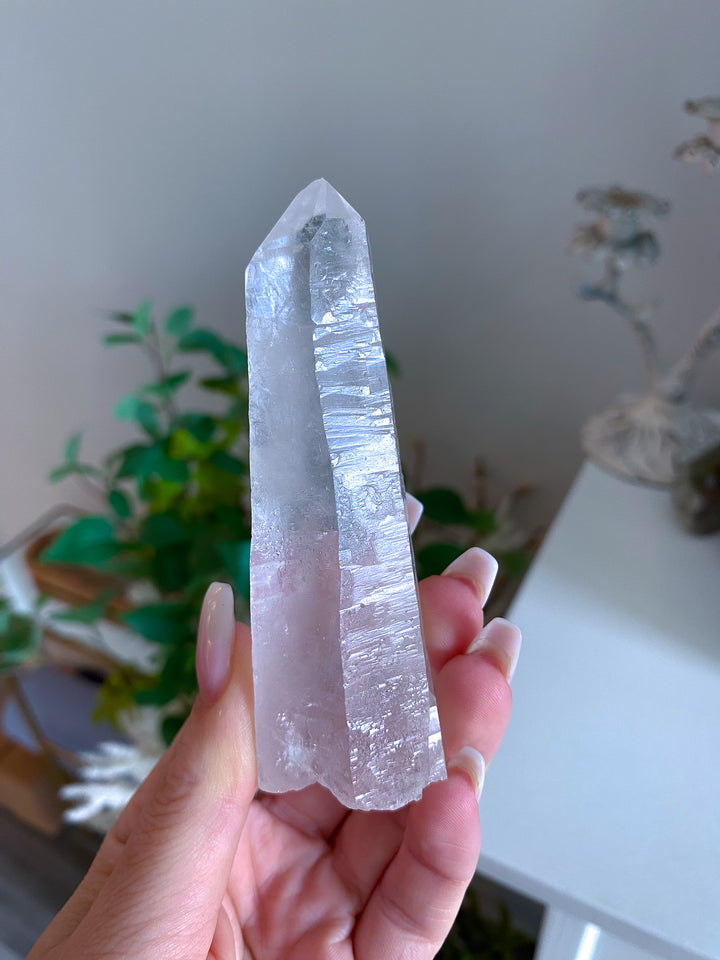 Standing Quartz Wand 
