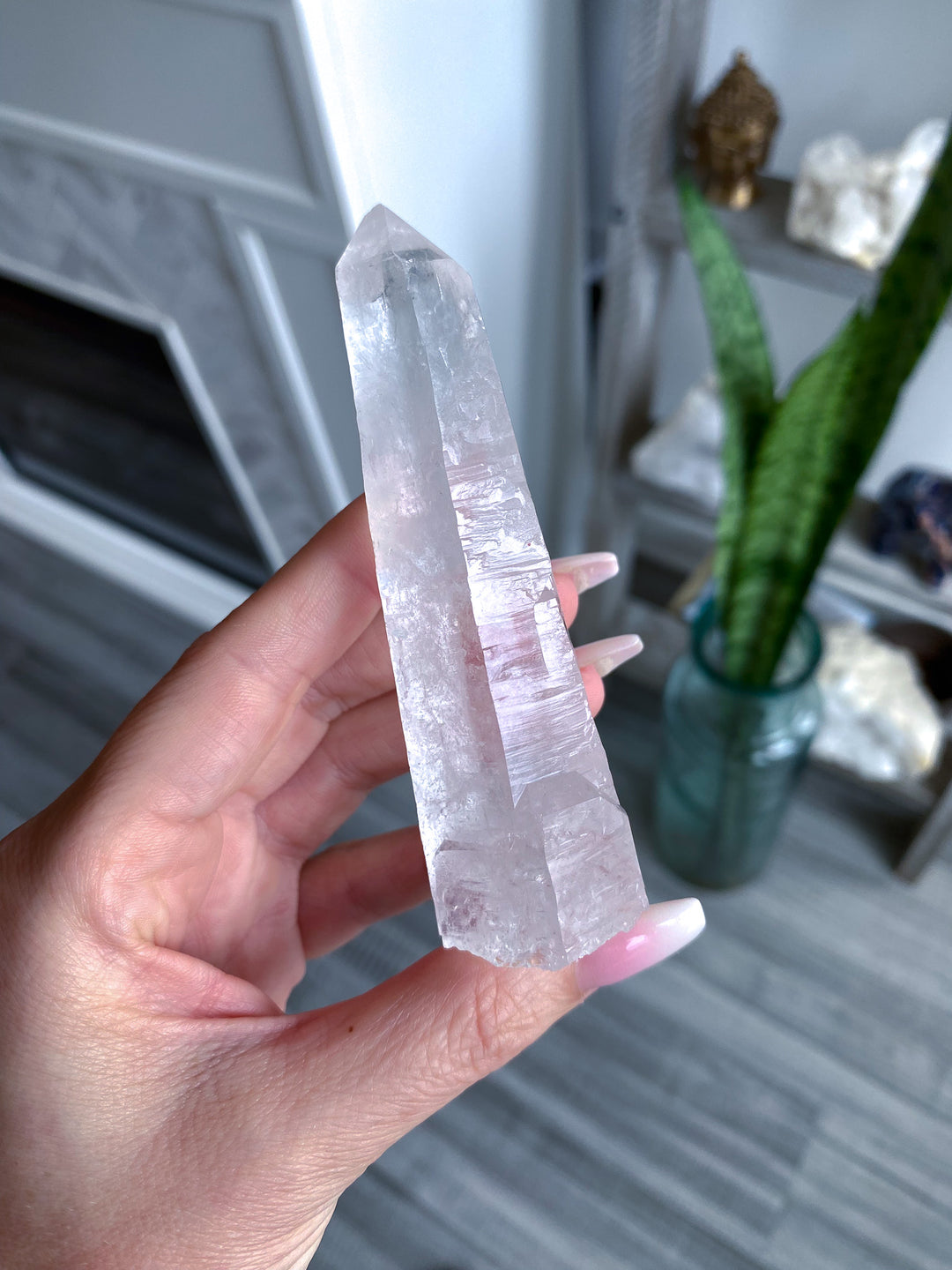 Standing Quartz Wand 