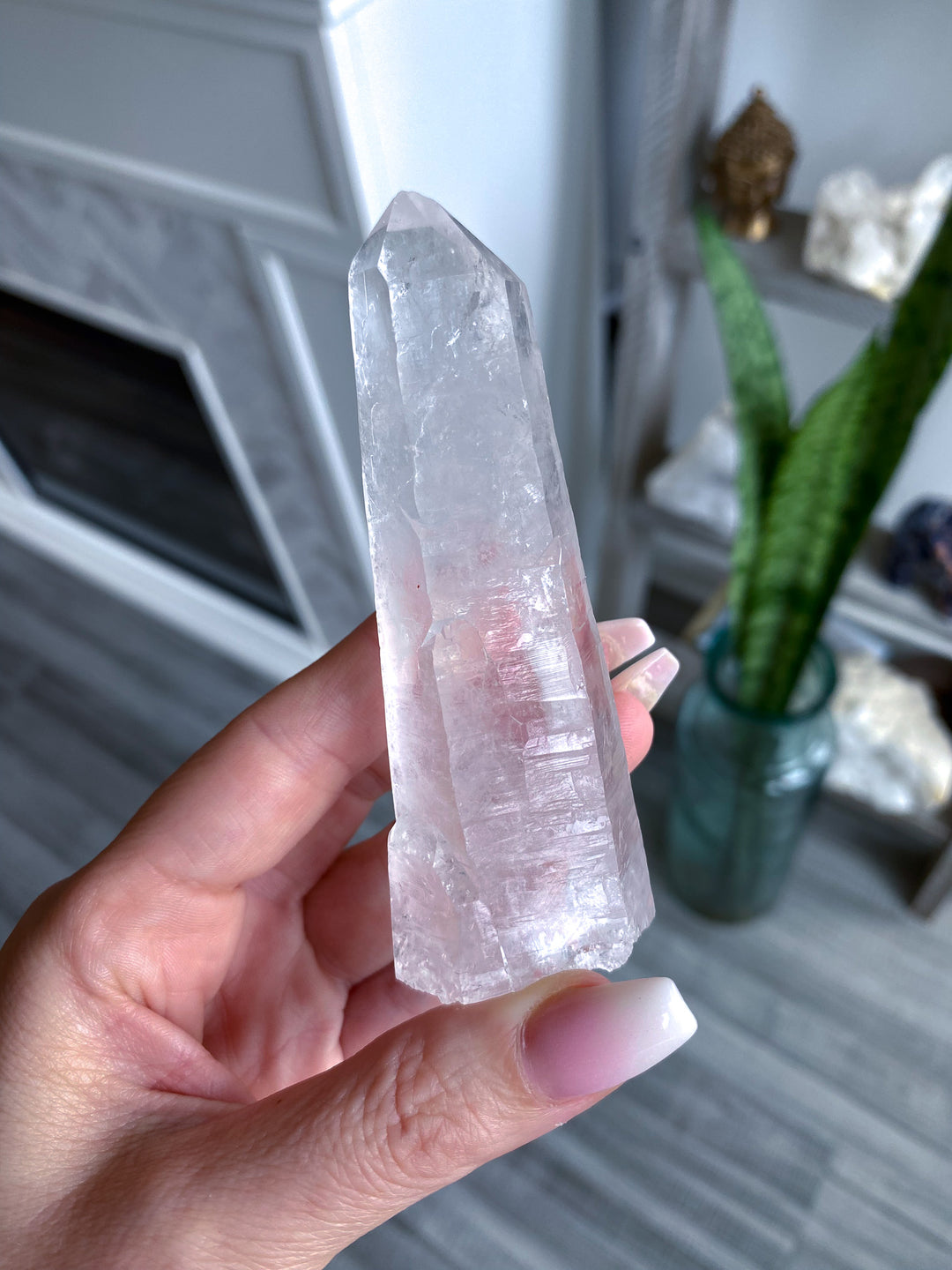 Standing Quartz Wand 