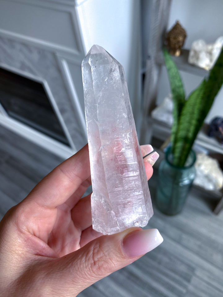 Standing Quartz Wand 