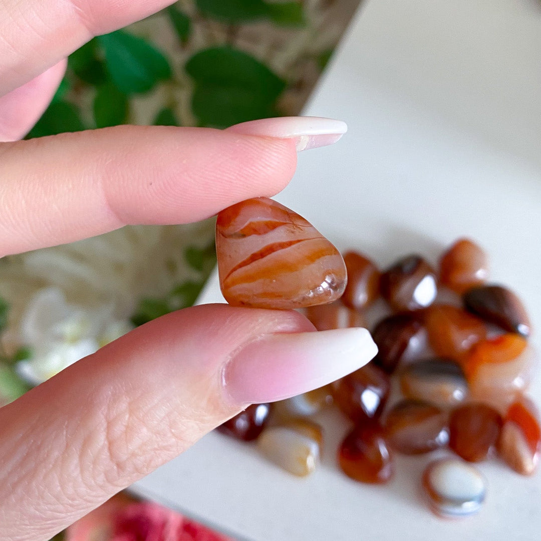 Small Banded Carnelian Tumble
