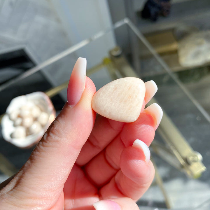 Light Peach Moonstone Tumble