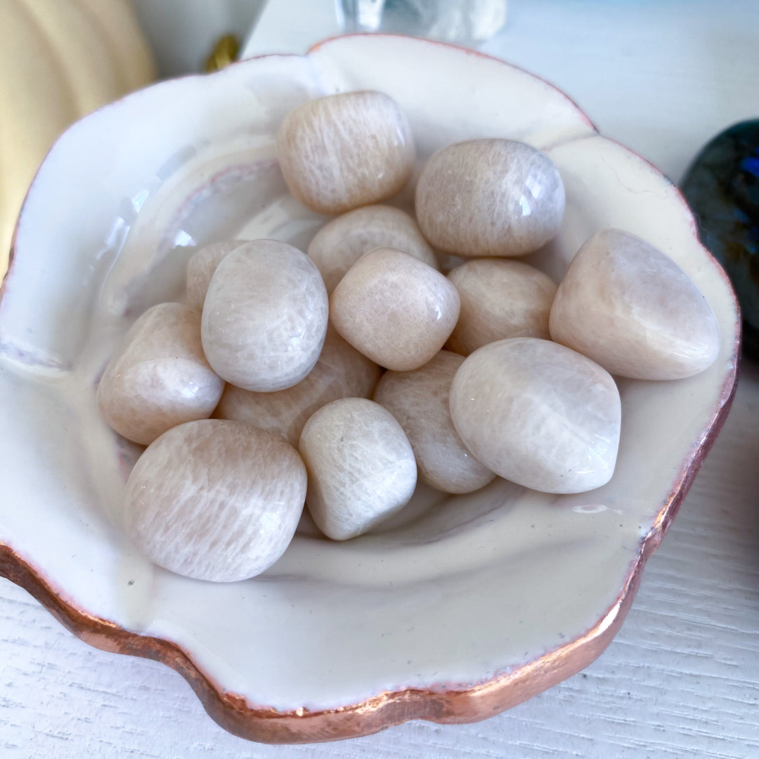 Light Peach Moonstone Tumble
