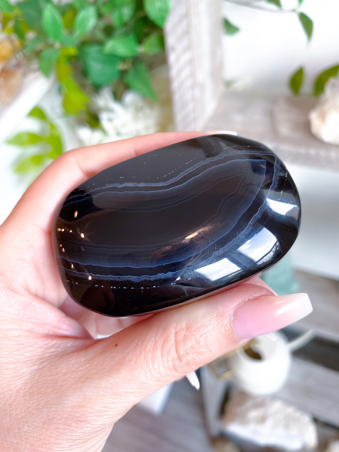Black Agate Palm Stone #7 - Protection