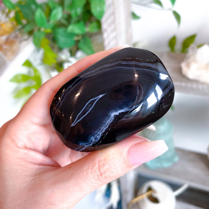 Black Agate Palm Stone #7 - Protection