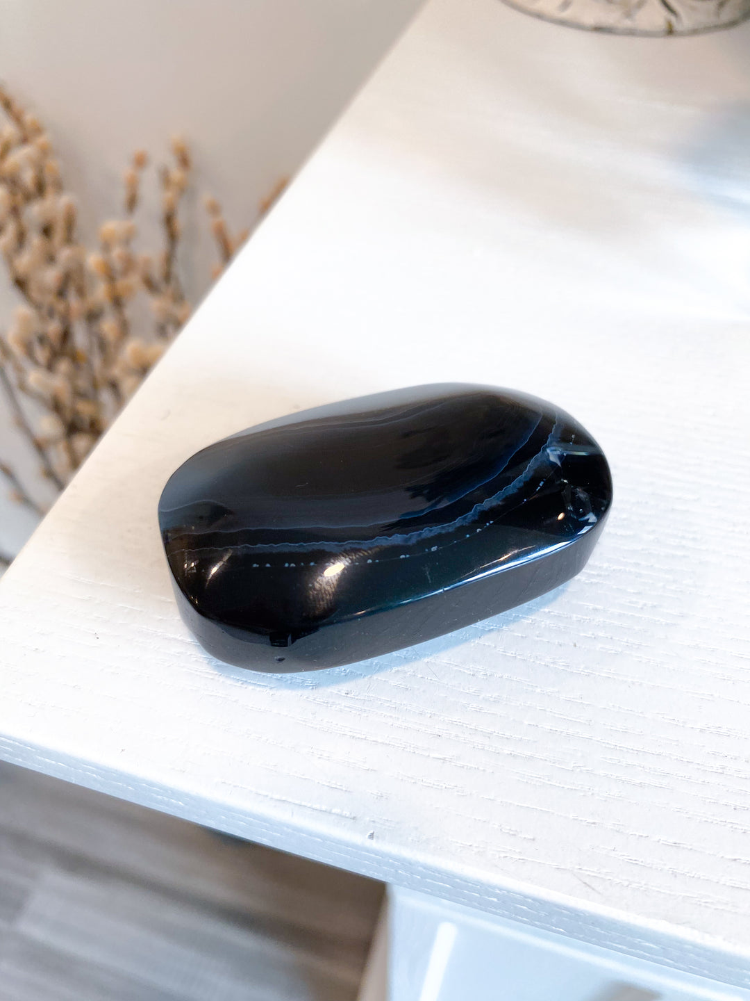 Black Agate Palm Stone #7 - Protection