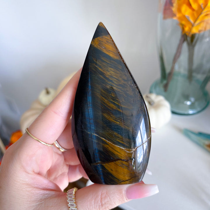 Blue Tiger Eye Flame 