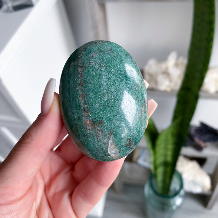 Mica Rich Green Aventurine Palm Stone