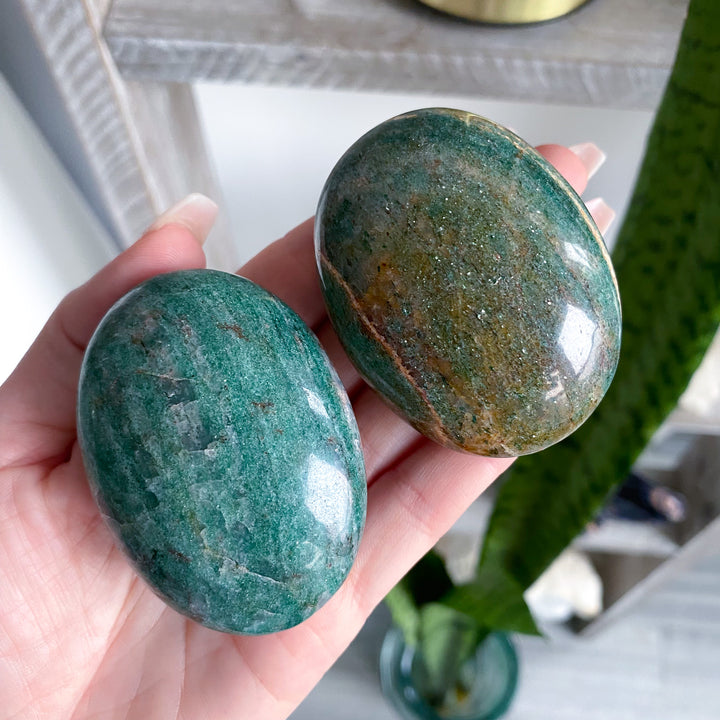 Mica Rich Green Aventurine Palm Stone