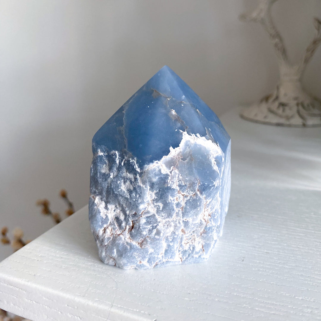 Angelite Crystal Top Polish Point #7