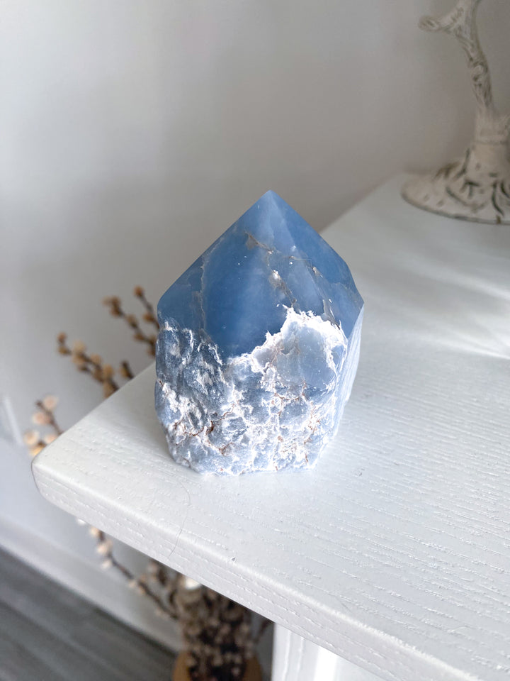 Angelite Crystal Top Polish Point #7