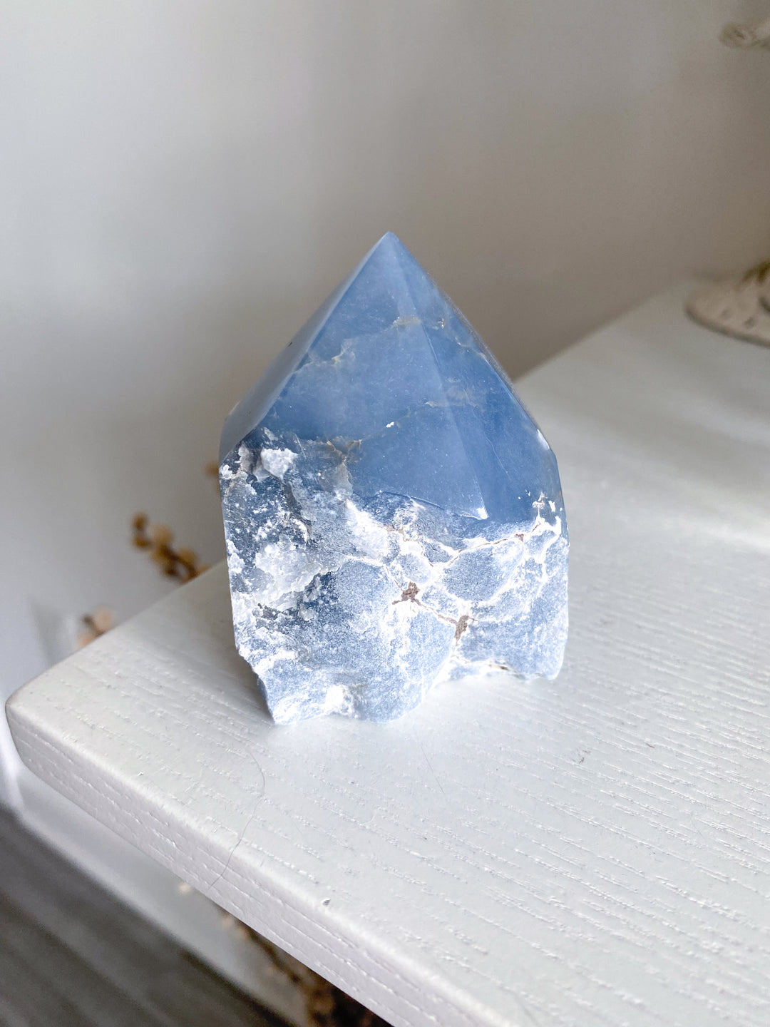 Angelite Crystal Top Polish Point #7