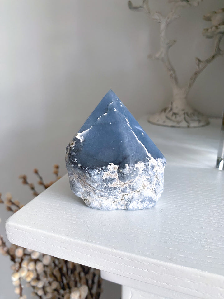 Angelite Crystal Top Polish Point #2