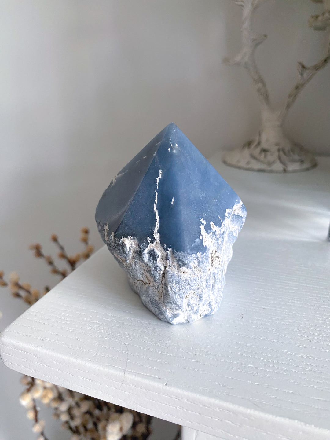 Angelite Crystal Top Polish Point #2