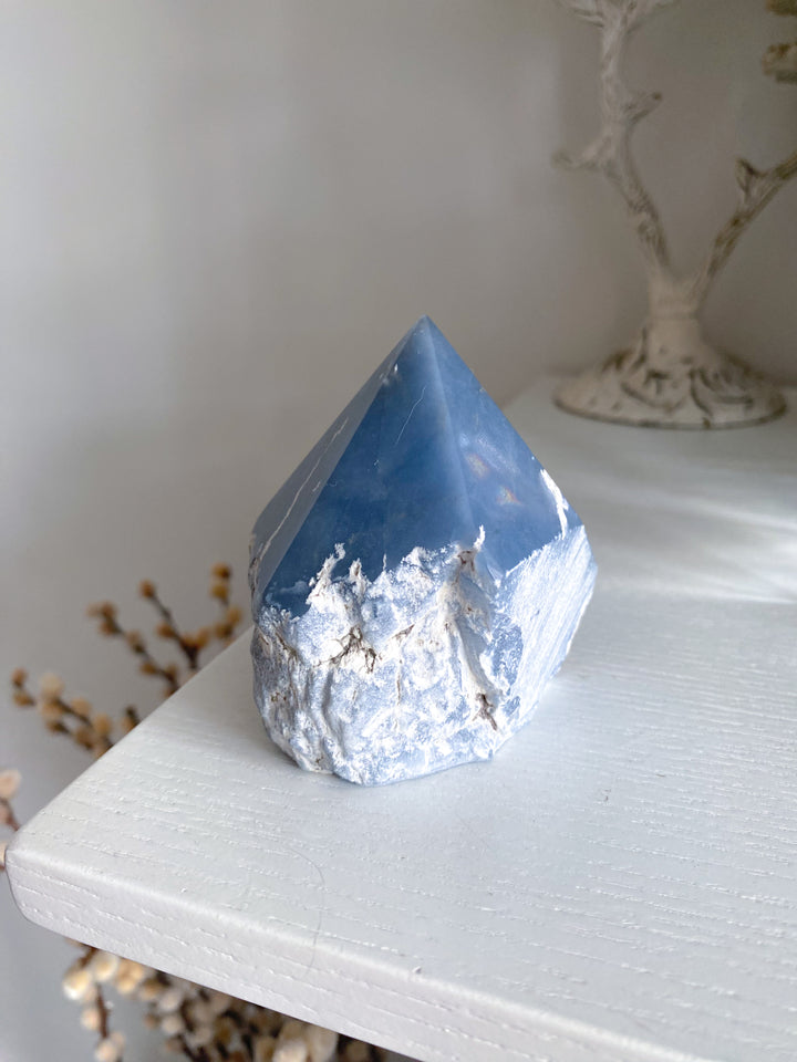 Angelite Crystal Top Polish Point #2