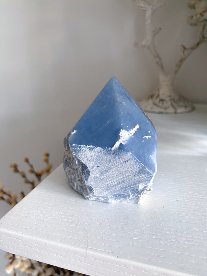 Angelite Crystal Top Polish Point #2