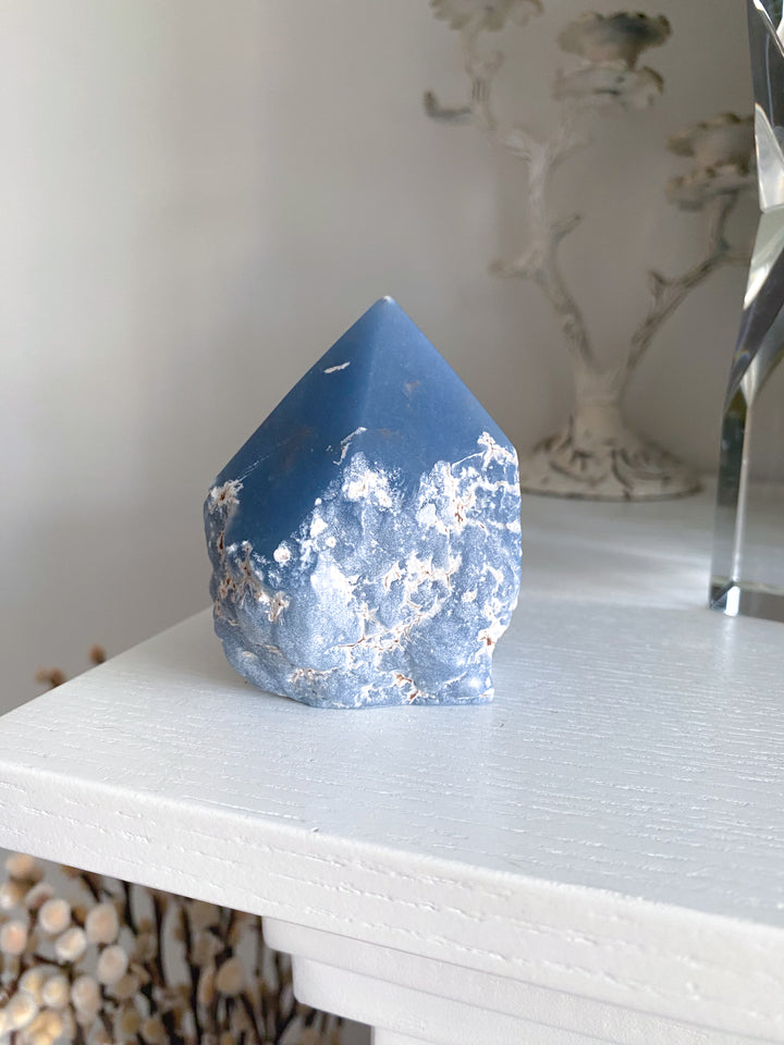 Unique Angelite Top Polish Point #9