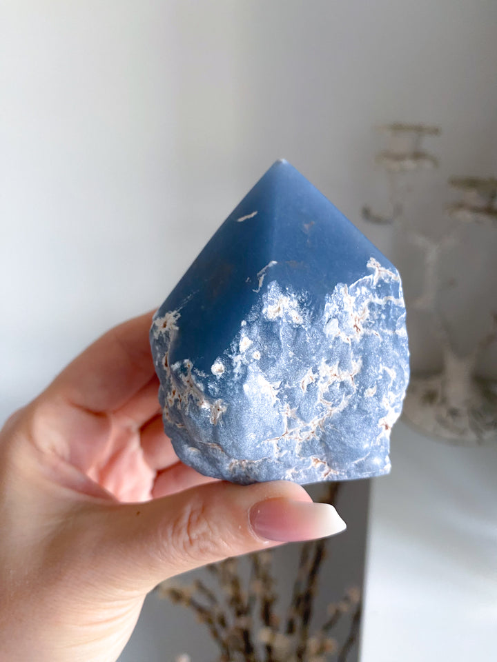 Unique Angelite Top Polish Point #9
