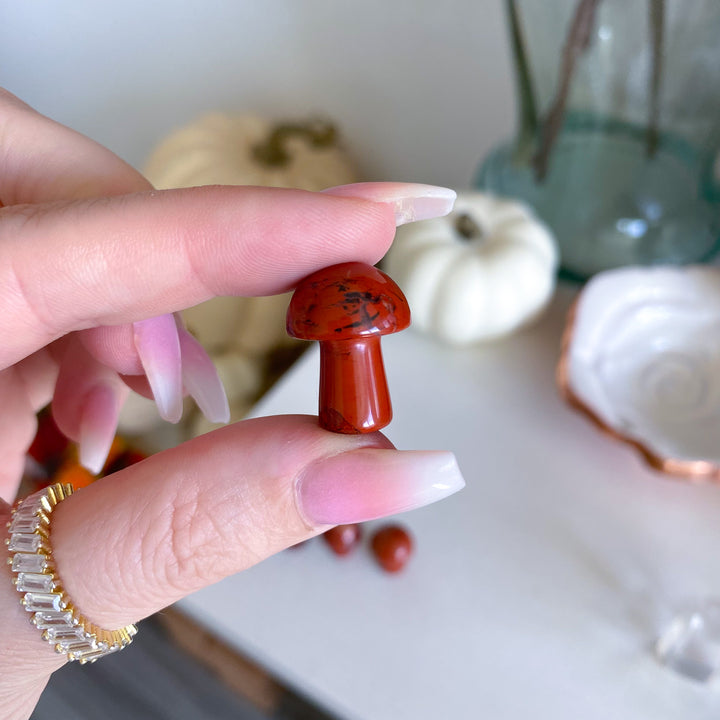 Red Jasper Mini Mushroom